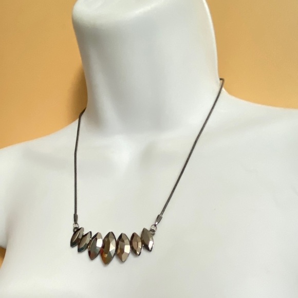 Statement Necklace on Gunmetal Chain - Picture 6 of 6